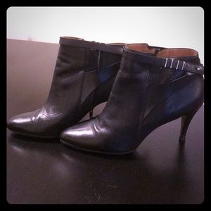 Hugo Boss leather ankle booties